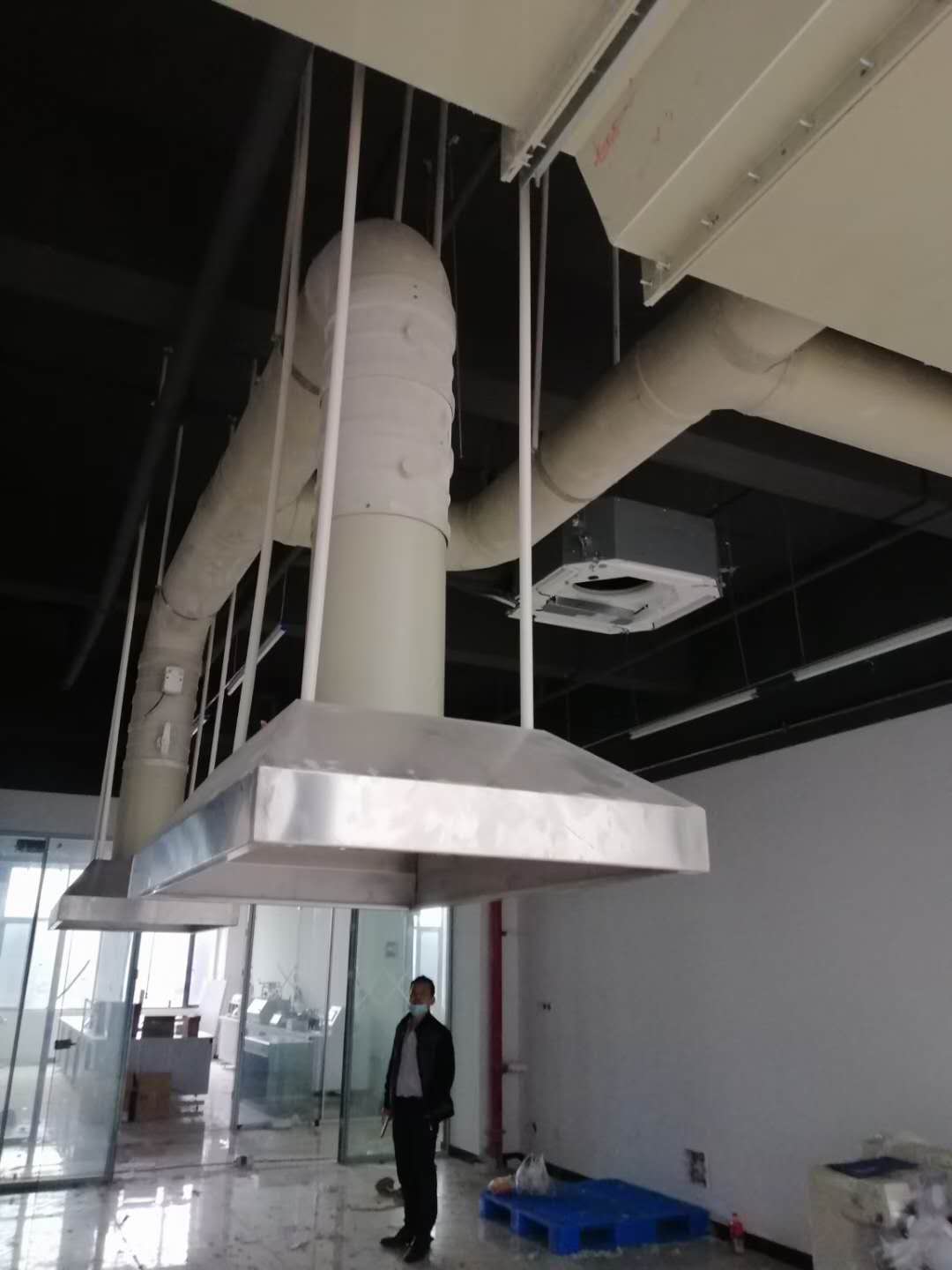 抽風(fēng)機(jī)有哪些特點(diǎn)？抽風(fēng)機(jī)的安裝有哪些要注意的