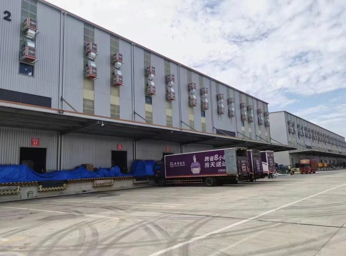 工業(yè)廠房車間降溫通風(fēng)的問題如何解決？為什么使用冷風(fēng)機(jī)